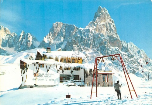 Sassmaor il rifugio a Passo Rolle